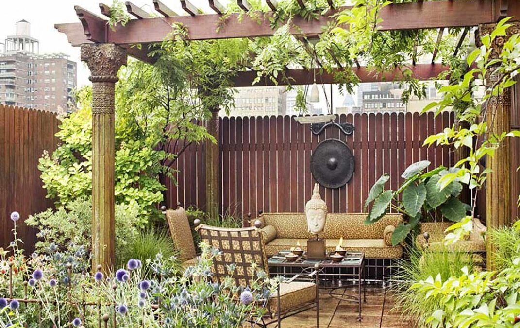 5 reasons to get apartment insurance if you have outdoor space